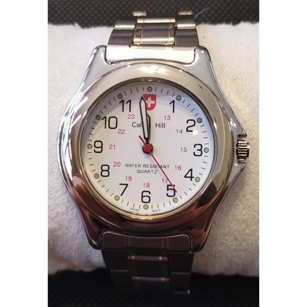 CALVIN HILL MEN'S WATCH SWISS MOVEMENT MILITARY STYLE - NEW BATTERY 37mm